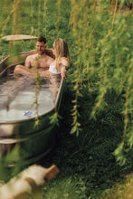Loading image in Gallery view, Hot Tub au feu de bois Oval (incl. cover)

