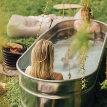 Loading image in Gallery view, Hot Tub au feu de bois Oval (incl. cover)
